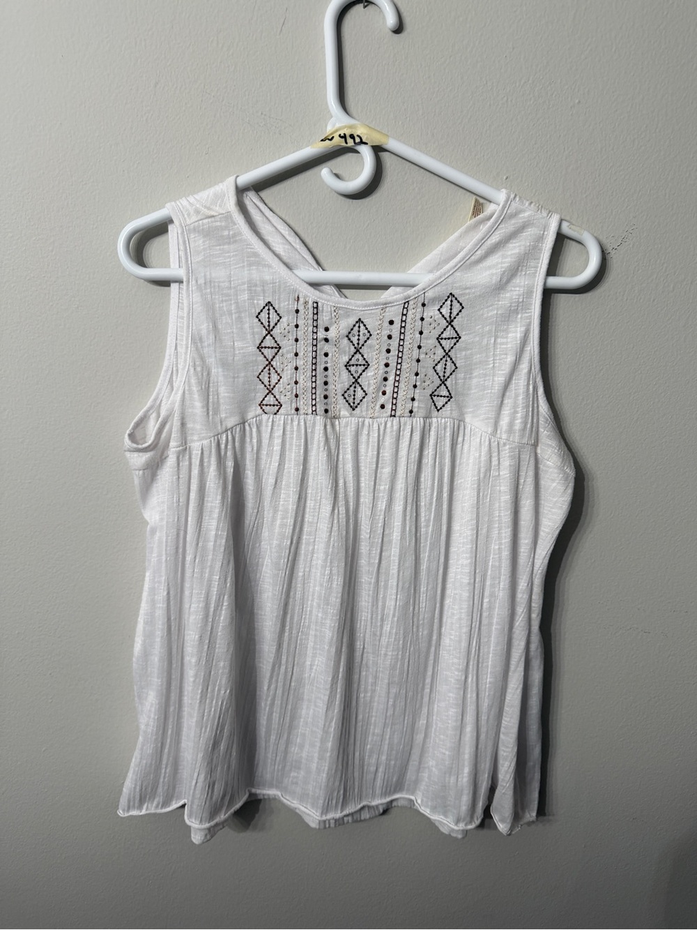 Women’s Faded Glory White Embroidered Sleeveless Top Size L 12-14